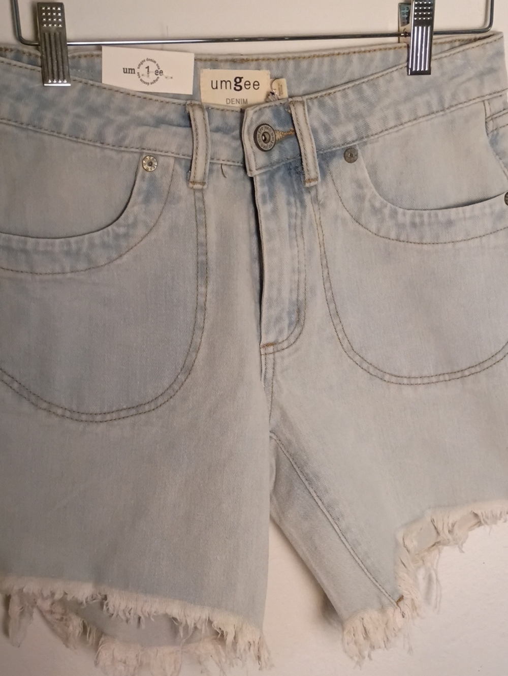 umGee Light Blue Denim Women's Frayed Hem Shorts
